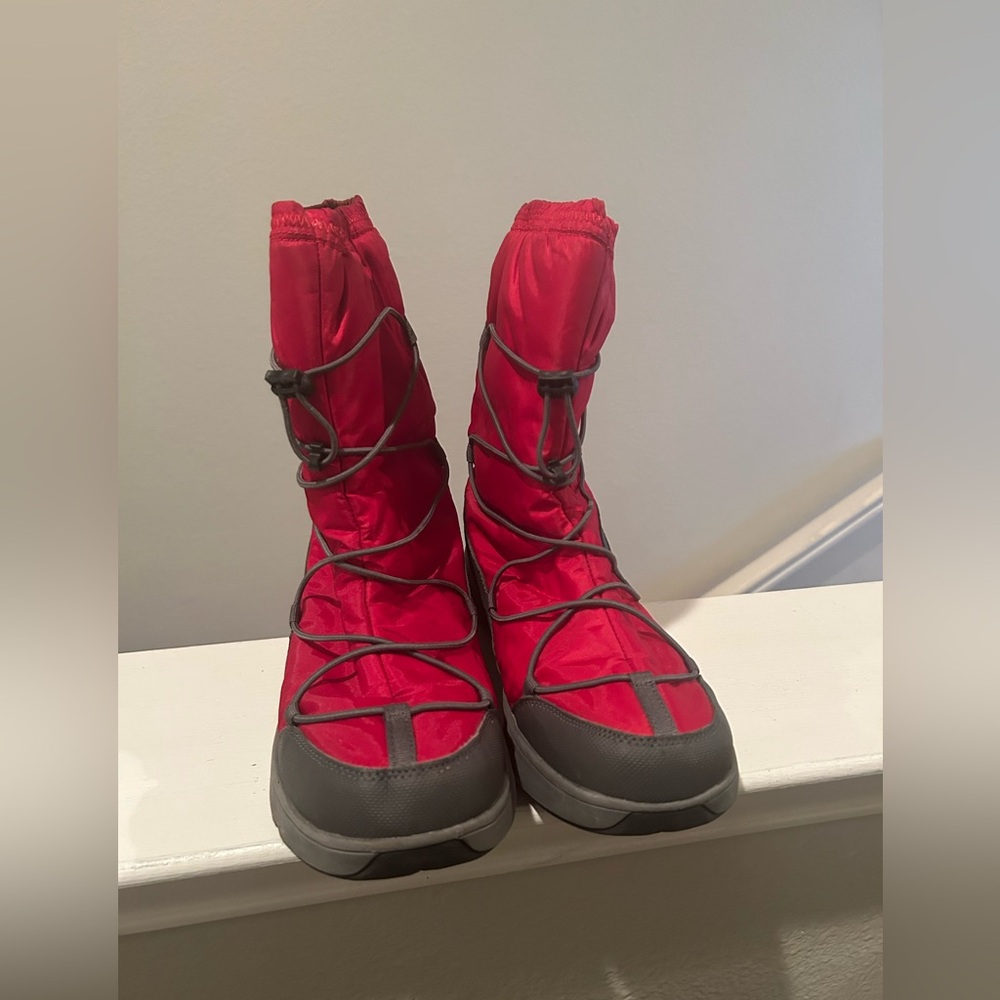 Winter Water Proof Foam lined bootie